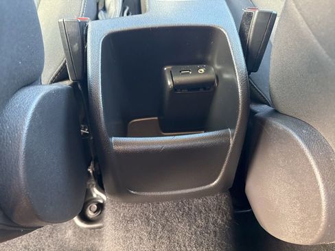 Used 2015 Ford Focus S image 21