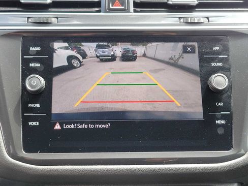 Used 2023 Volkswagen Tiguan SE FWD image 27