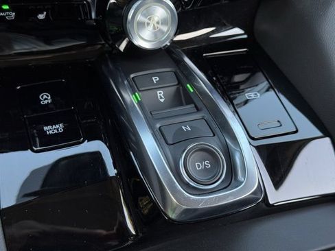 Used 2025 Acura MDX SH-AWD image 20