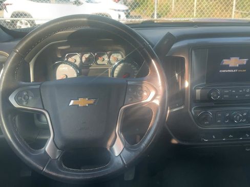 Used 2018 Chevrolet Silverado 1500 LT w/ All Star Edition AWD/4WD image 4