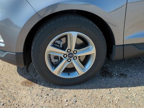 Used 2021 Ford Edge SEL w/ Convenience Package AWD/4WD image 10