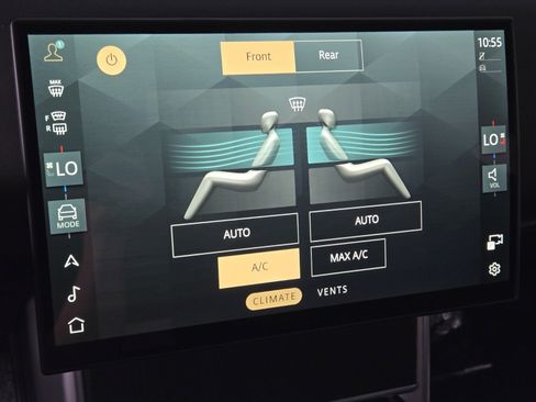 New 2026 Land Rover Range Rover SE image 28