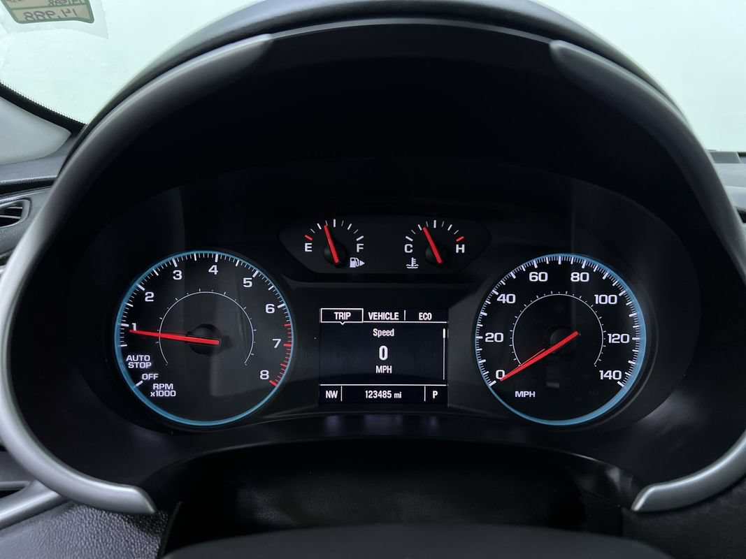 Used 2023 Chevrolet Malibu LT FWD image 19