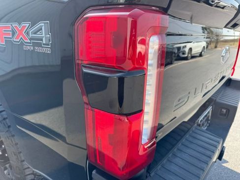 Used 2024 Ford F250 XL w/ STX Appearance Package image 33