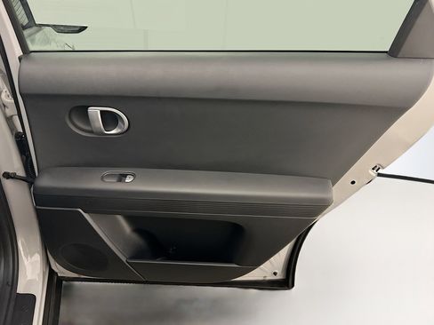 Used 2024 Hyundai Ioniq 5 SEL image 32