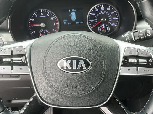 Used 2020 Kia Telluride LX image 11