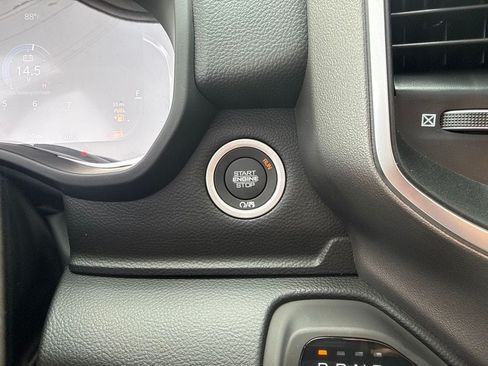 New 2026 RAM 1500 Big Horn AWD/4WD image 15