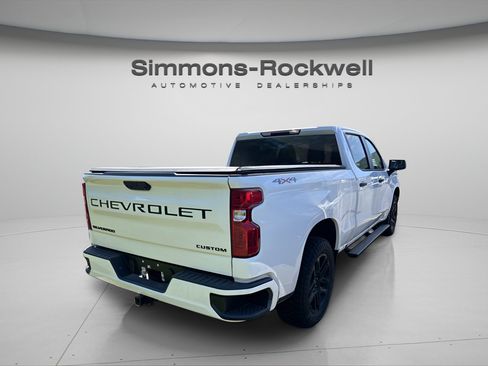 Used 2024 Chevrolet Silverado 1500 Custom w/ LPO, Dark Essentials Package AWD/4WD image 5
