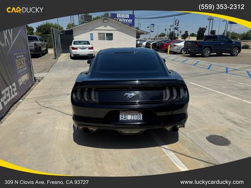 Used 2017 Ford Mustang Coupe RWD image 4