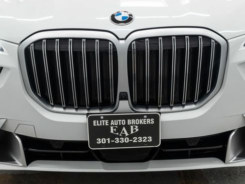 Used 2026 BMW X7 xDrive40i AWD/4WD image 56