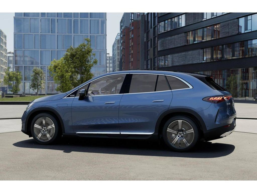 Certified 2023 Mercedes-Benz EQE 350+ 4MATIC SUV image 32