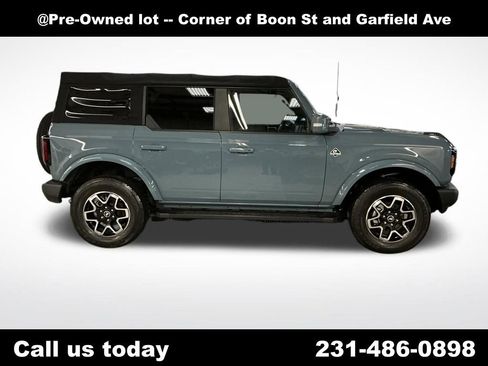 Used 2021 Ford Bronco Outer Banks image 6