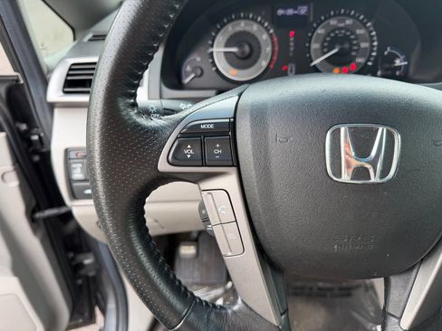 Used 2012 Honda Odyssey EX-L image 17