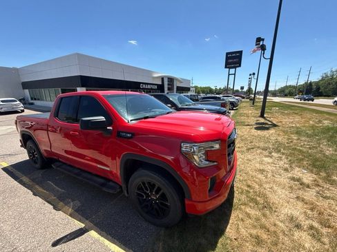 Used 2020 GMC Sierra 1500 Elevation w/ Elevation Value Package AWD/4WD image 2