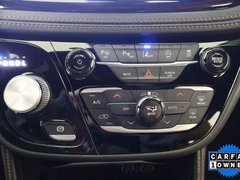 Used 2022 Chrysler Pacifica Pinnacle image 27