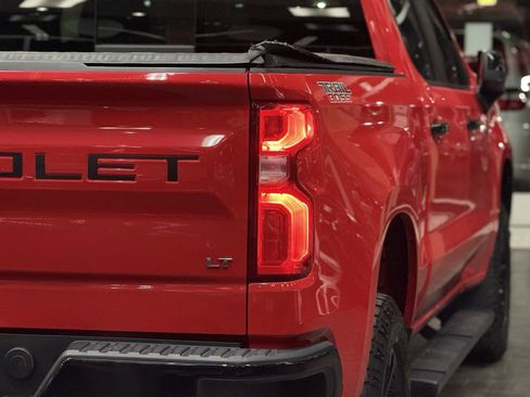 Used 2020 Chevrolet Silverado 1500 LT Trail Boss image 17