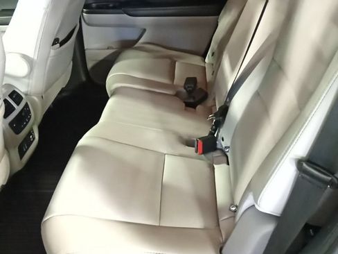 Used 2021 Honda Pilot Touring image 10