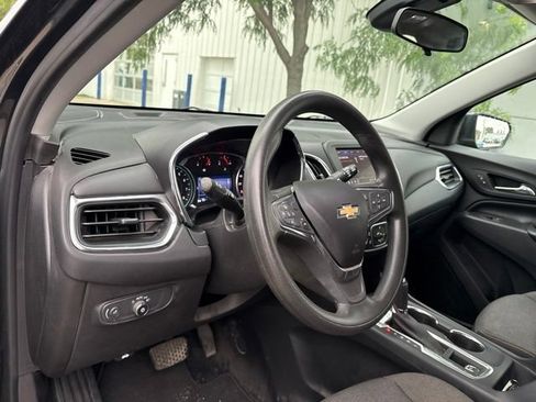 Used 2020 Chevrolet Equinox LT AWD/4WD image 9