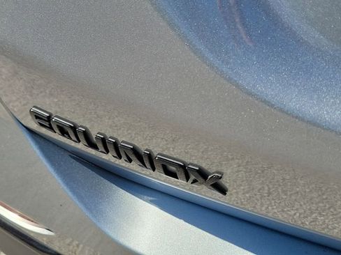 Used 2023 Chevrolet Equinox RS FWD image 10