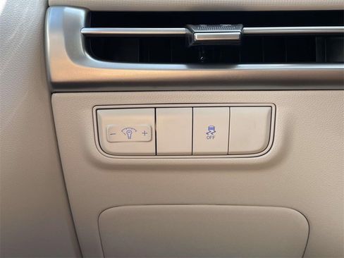 New 2026 Hyundai Tucson SE image 17