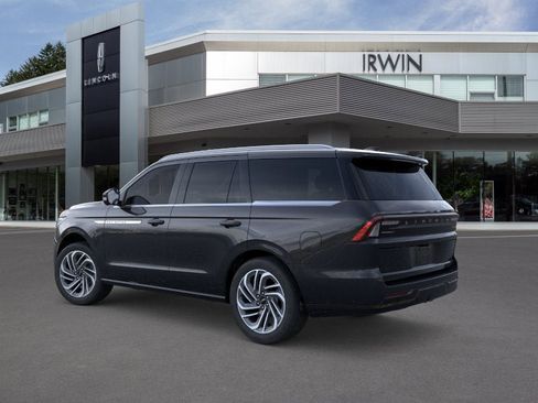 New 2026 Lincoln Navigator Reserve AWD/4WD image 4