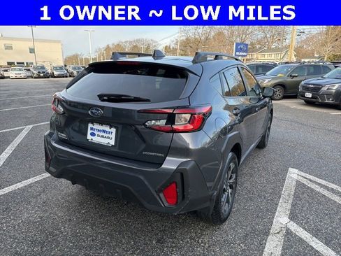 Used 2024 Subaru Crosstrek 2.0i Premium image 7