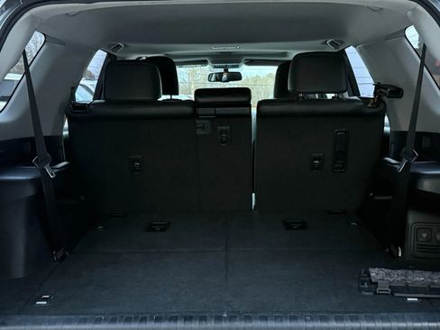 Used 2016 Toyota 4Runner Limited image 13