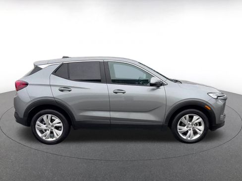 Used 2025 Buick Encore GX Preferred FWD image 16