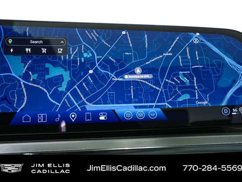 Used 2024 Cadillac Lyriq Luxury AWD/4WD image 14