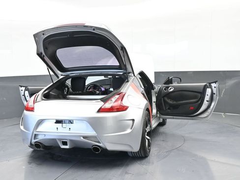 Used 2020 Nissan 370Z w/ Sport Package image 69