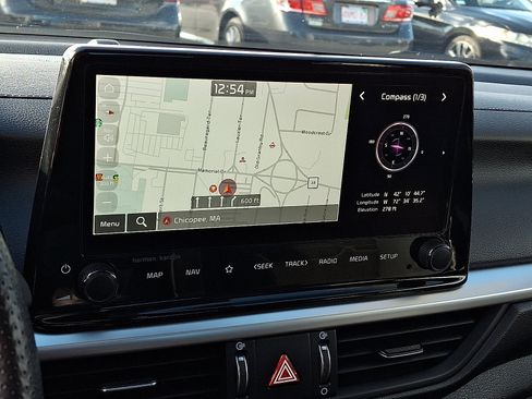 Used 2023 Kia Forte GT-Line w/ GT-Line Premium Package image 17