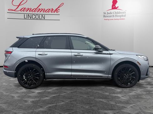 Certified 2024 Lincoln Corsair Reserve w/ Equipment Group 202A image 6