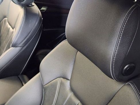 Used 2024 Audi Q5 2.0T Premium image 14