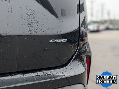 Certified 2024 Ford Edge SEL w/ Convenience Package AWD/4WD image 12