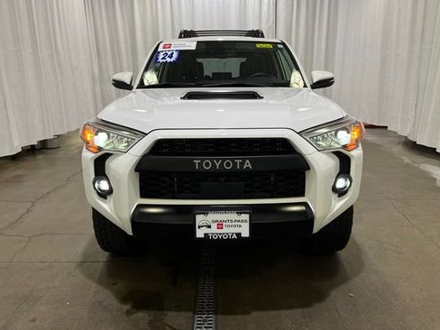 Used 2024 Toyota 4Runner TRD Pro AWD/4WD image 9