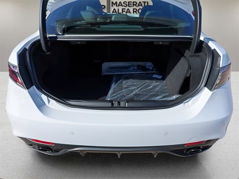 New 2025 Alfa Romeo Giulia w/ Driving Assist Package image 20