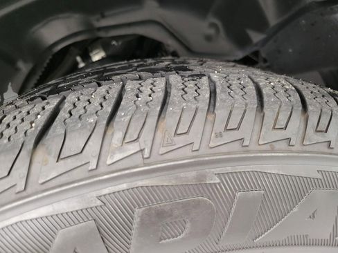 Used 2025 RAM 1500 Big Horn AWD/4WD image 4
