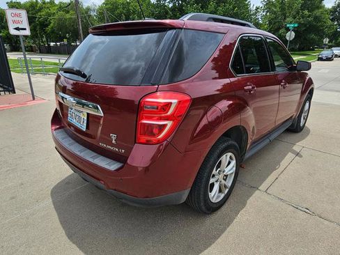 Used 2017 Chevrolet Equinox LT w/ Convenience Package FWD image 5