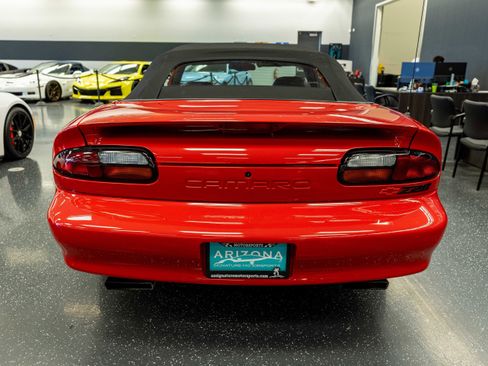Used 1998 Chevrolet Camaro Z28 RWD image 6