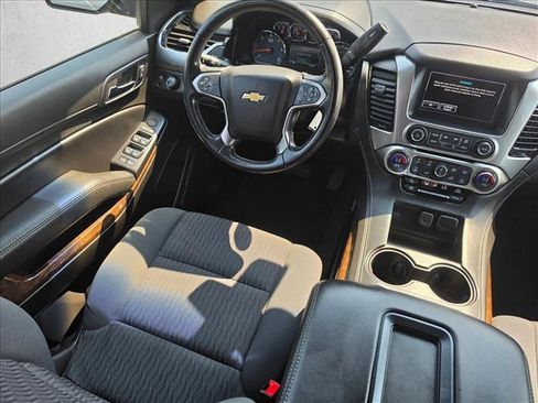 Used 2019 Chevrolet Tahoe LS AWD/4WD image 19