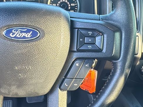 Used 2019 Ford F150 XLT w/ Equipment Group 302A Luxury AWD/4WD image 20