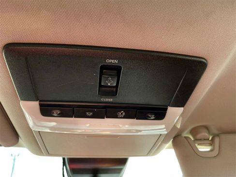 Used 2019 Nissan Altima 2.5 SV image 33