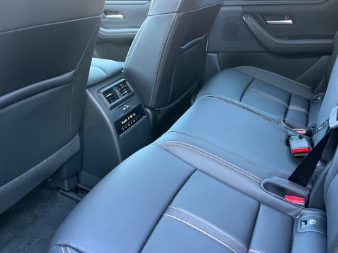 Used 2025 MAZDA CX-90 3.3 Turbo w/ Select Package image 38