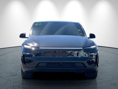 Used 2026 Tesla Model Y 2WD image 9