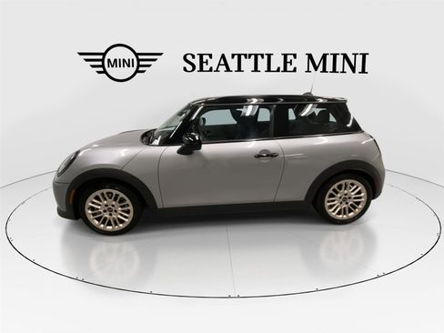 Certified 2025 MINI Cooper S image 6