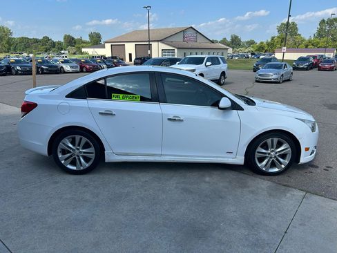 Used 2014 Chevrolet Cruze LTZ w/ Sun, Sound and Sport Package FWD image 4