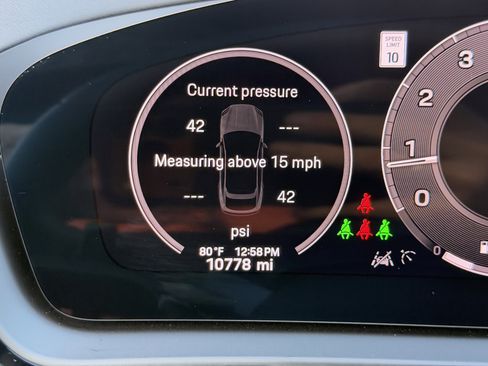 Certified 2024 Porsche Cayenne Coupe image 39