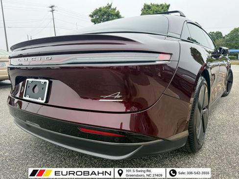 Used 2024 Lucid Air Touring AWD/4WD image 3