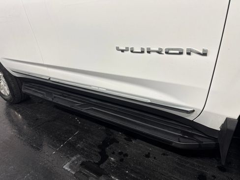 Used 2022 GMC Yukon SLT w/ SLT Premium Package AWD/4WD image 54