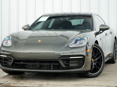 Used 2022 Porsche Panamera 4 AWD/4WD image 3